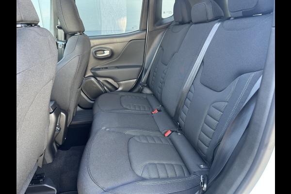 Jeep Renegade 4xe 240 Plug-in Hybrid The North Star (Elektrisch Schuifdak - Navigatie - Apple Carplay - Camera - Stoel & Stuurverwarming - LED