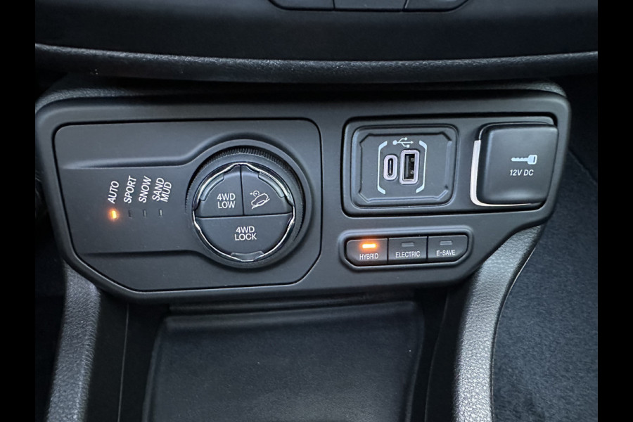 Jeep Renegade 4xe 240 Plug-in Hybrid The North Star (Elektrisch Schuifdak - Navigatie - Apple Carplay - Camera - Stoel & Stuurverwarming - LED