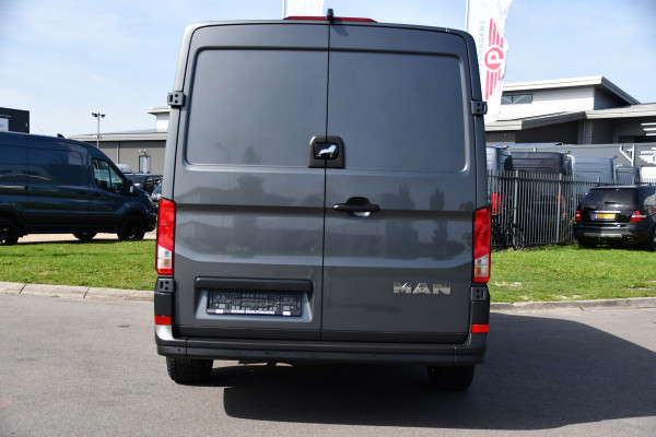 MAN TGE 3.180 35 2.0 L3H2 DC PB Edition Camera, Cruise, Carplay, LED, 177pk, Automaat, Sensoren, Multimedia, Uniek!