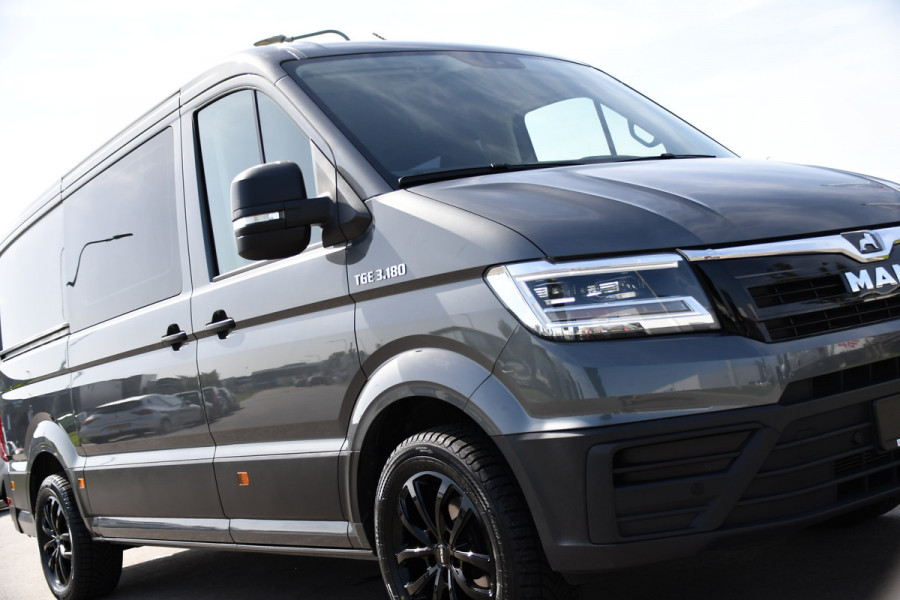 MAN TGE 3.180 35 2.0 L3H2 DC PB Edition Camera, Cruise, Carplay, LED, 177pk, Automaat, Sensoren, Multimedia, Uniek!