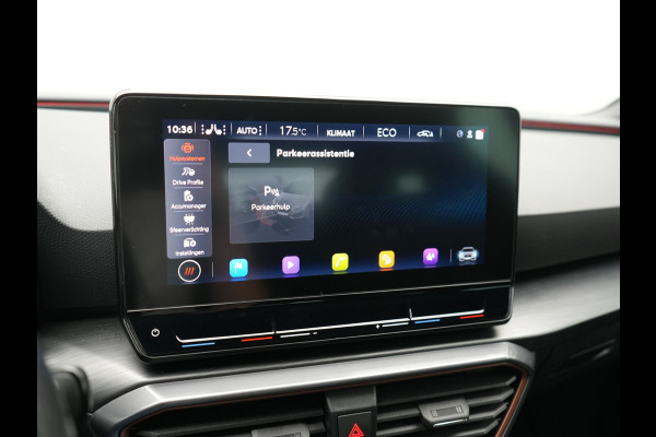 CUPRA Leon Sportstourer 1.4 e-Hybrid PHEV 245pk Dealer O.H | Trekhaak | Adaptive Cruise | Sportstoelen & Stuur Verwarmd | Apple Carplay | Sfeerverlichting | Keyless | Virtual | Navigatie | DAB | 19"L.M |