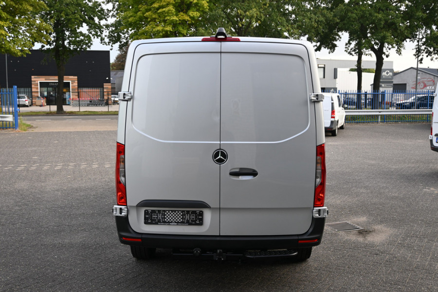 Mercedes-Benz Sprinter 315 CDI L2H1 RWD Geveerde stoel, Trekhaak, Apple Carplay/Android Auto