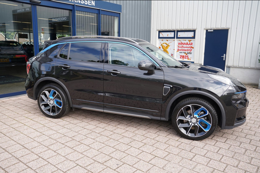 Lynk & Co 01 1.5|Prijs incl. 12 mnd garantie| PDC Panoramadak LMV Navi Apple carplay/Android auto Camera