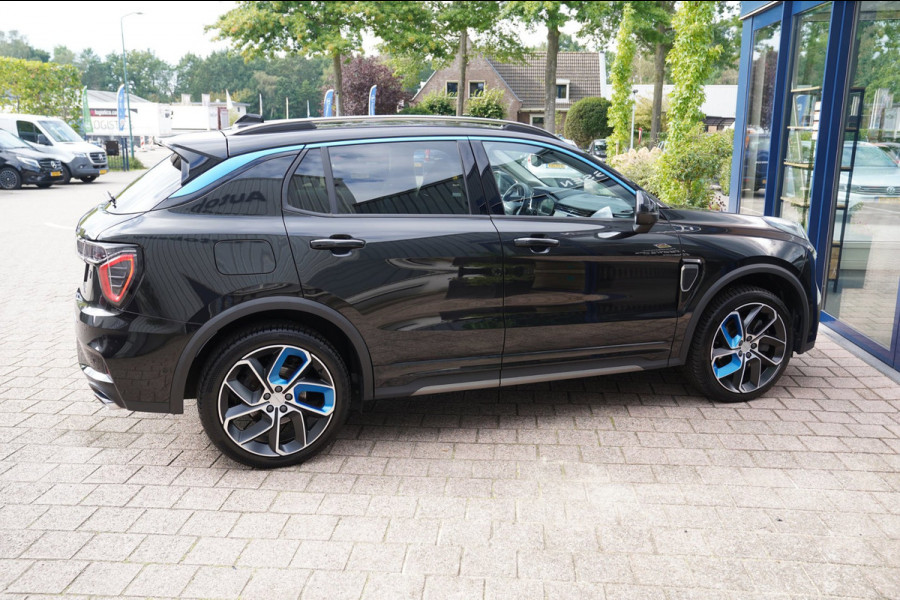 Lynk & Co 01 1.5|Prijs incl. 12 mnd garantie| PDC Panoramadak LMV Navi Apple carplay/Android auto Camera