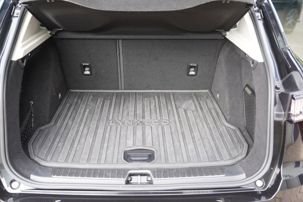 Lynk & Co 01 1.5|Prijs incl. 12 mnd garantie| PDC Panoramadak LMV Navi Apple carplay/Android auto Camera