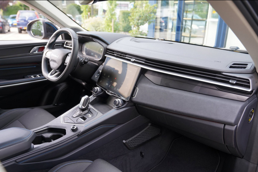 Lynk & Co 01 1.5|Prijs incl. 12 mnd garantie| PDC Panoramadak LMV Navi Apple carplay/Android auto Camera