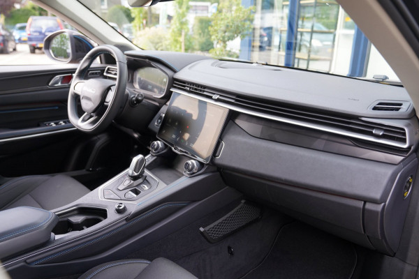 Lynk & Co 01 1.5|Prijs incl. 12 mnd garantie| PDC Panoramadak LMV Navi Apple carplay/Android auto Camera