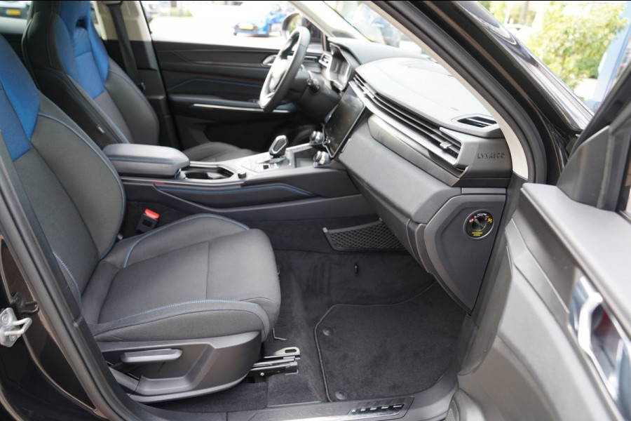 Lynk & Co 01 1.5|Prijs incl. 12 mnd garantie| PDC Panoramadak LMV Navi Apple carplay/Android auto Camera