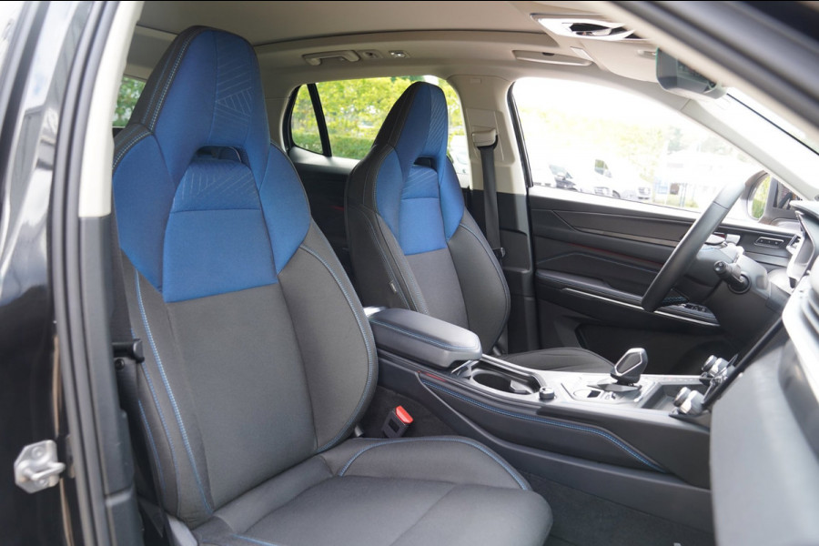 Lynk & Co 01 1.5|Prijs incl. 12 mnd garantie| PDC Panoramadak LMV Navi Apple carplay/Android auto Camera