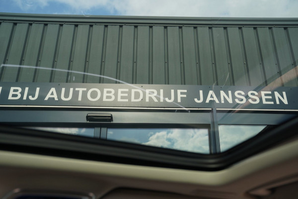 Lynk & Co 01 1.5|Prijs incl. 12 mnd garantie| PDC Panoramadak LMV Navi Apple carplay/Android auto Camera