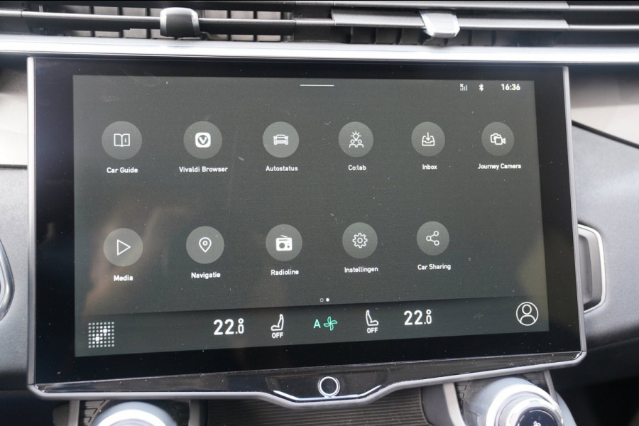 Lynk & Co 01 1.5|Prijs incl. 12 mnd garantie| PDC Panoramadak LMV Navi Apple carplay/Android auto Camera