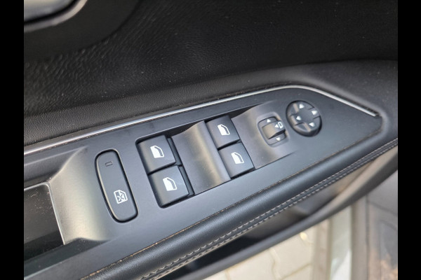Peugeot 5008 1.2 PureTech Premium Allure | PANO | STOELVERWARMING | MEMORY | CAMERA | NAVI