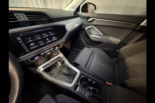 Audi Q3 Sportback 45 TFSI e S Edition 20"/Adaptieve cruise/Dodehoek/LED/Elektrische klep/Keyless/Stoelverwarming/PDC v+a/Apple Carplay & Android Auto