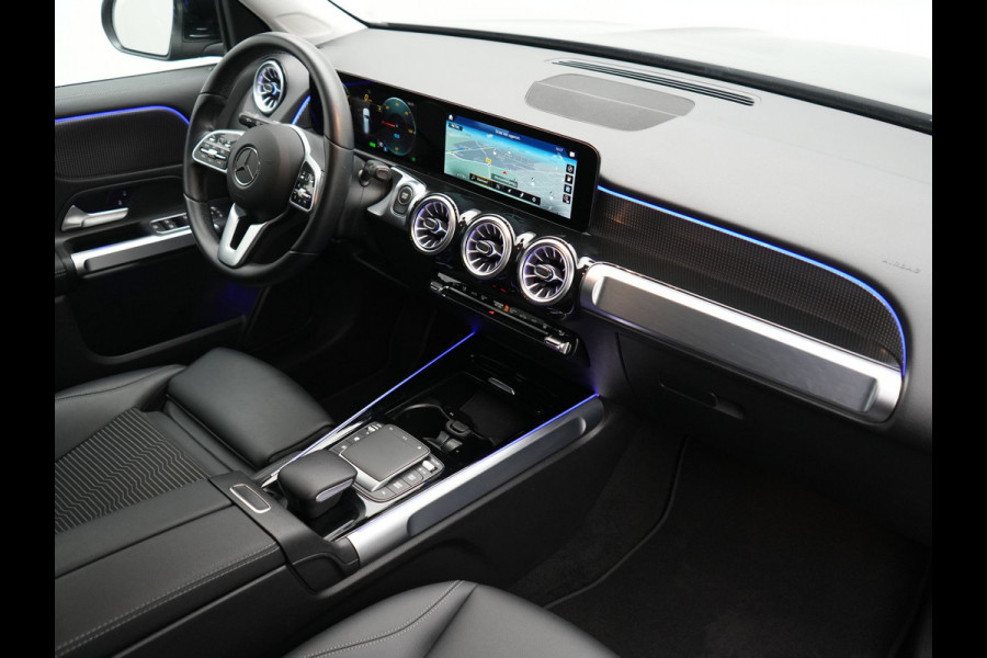 Mercedes-Benz EQB 300 4MATIC Progressive 7 Persoons 67 kWh 228pk Dealer O.H | SOH 96.1% | Cruise Control | MBUX Widescreen Navi | Camera | Sfeerverlichting | Virtual | DAB | 19"L.M |