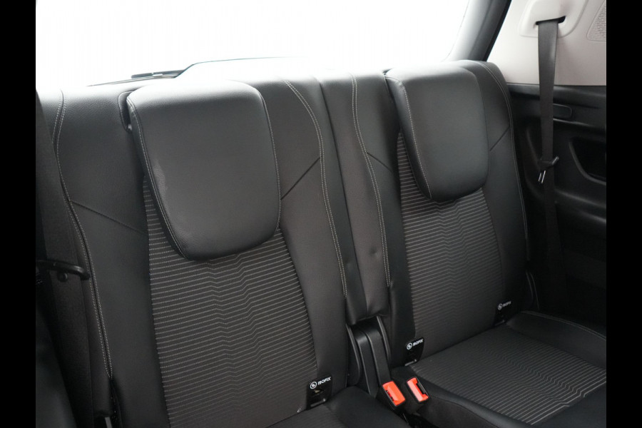 Mercedes-Benz EQB 300 4MATIC Progressive 7 Persoons 67 kWh 228pk Dealer O.H | SOH 96.1% | Cruise Control | MBUX Widescreen Navi | Camera | Sfeerverlichting | Virtual | DAB | 19"L.M |