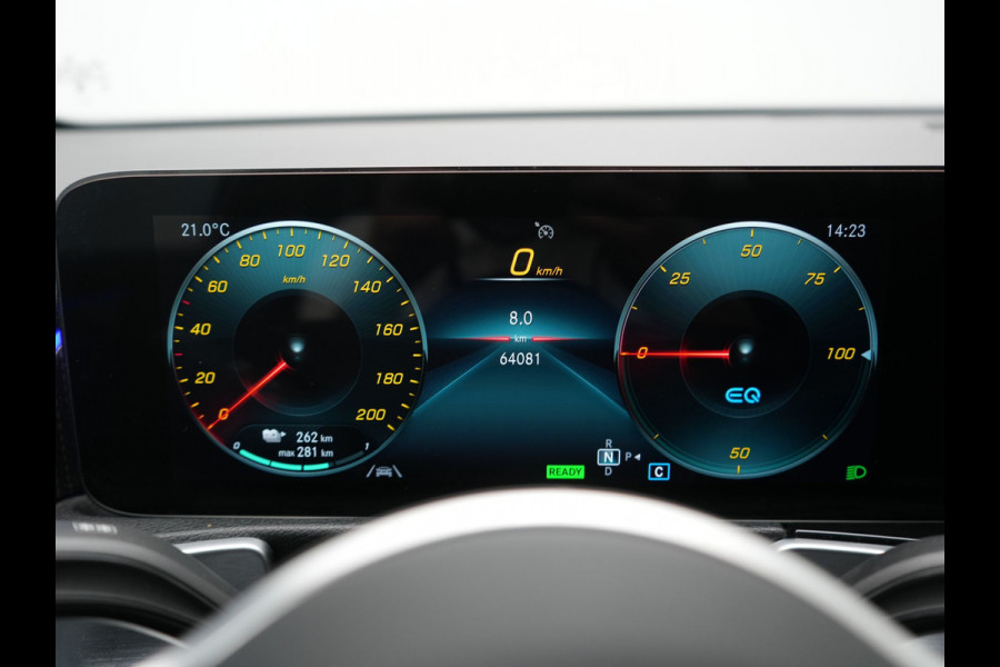 Mercedes-Benz EQB 300 4MATIC Progressive 7 Persoons 67 kWh 228pk Dealer O.H | SOH 96.1% | Cruise Control | MBUX Widescreen Navi | Camera | Sfeerverlichting | Virtual | DAB | 19"L.M |