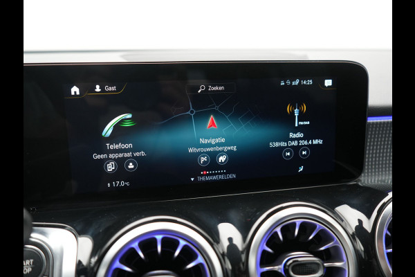 Mercedes-Benz EQB 300 4MATIC Progressive 7 Persoons 67 kWh 228pk Dealer O.H | SOH 96.1% | Cruise Control | MBUX Widescreen Navi | Camera | Sfeerverlichting | Virtual | DAB | 19"L.M |