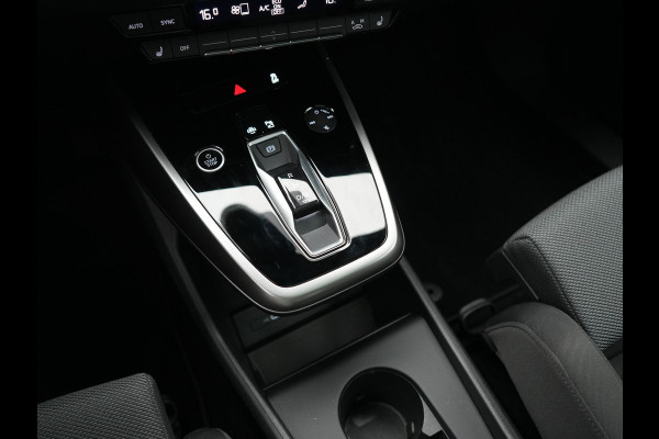 Audi Q4 e-tron 40 Advanced edition 77 kWh 204pk Dealer O.H | SOH 96.6% | Panodak | Adaptive Cruise | Matrix LED | Camera | Sportstoelen Verwarmd | Blis | Sfeerverlichting | Apple Carplay | DAB | Navigatie | 20"L.M