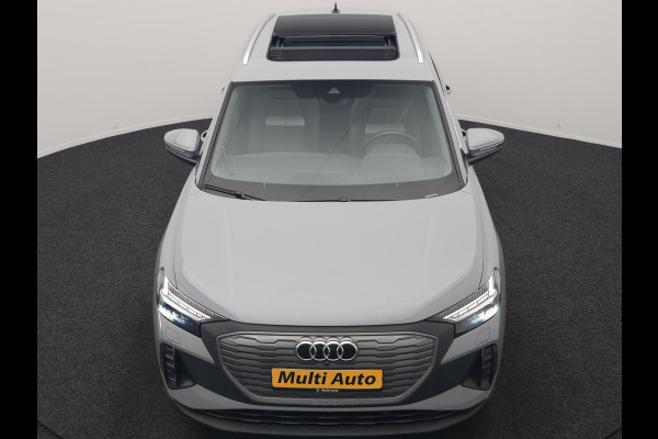 Audi Q4 e-tron 40 Advanced edition 77 kWh 204pk Dealer O.H | SOH 96.6% | Panodak | Adaptive Cruise | Matrix LED | Camera | Sportstoelen Verwarmd | Blis | Sfeerverlichting | Apple Carplay | DAB | Navigatie | 20"L.M