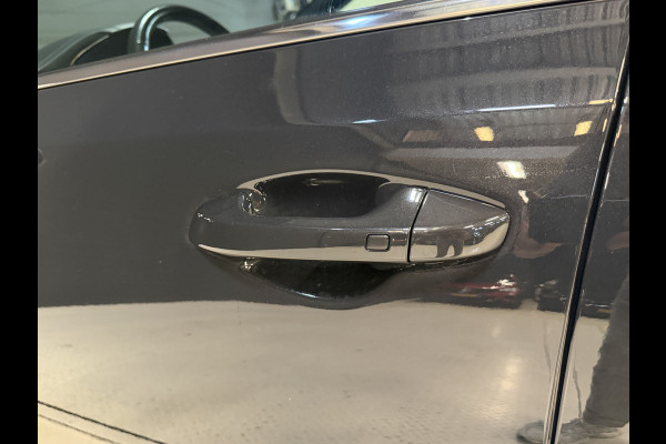 Kia Ceed Sportswagon 1.0 T-GDi GT-Line | Panoramadak | Dealer onderhouden | Camera | Afn. Trekhaak | Stoel/stuurverwarming | Carplay