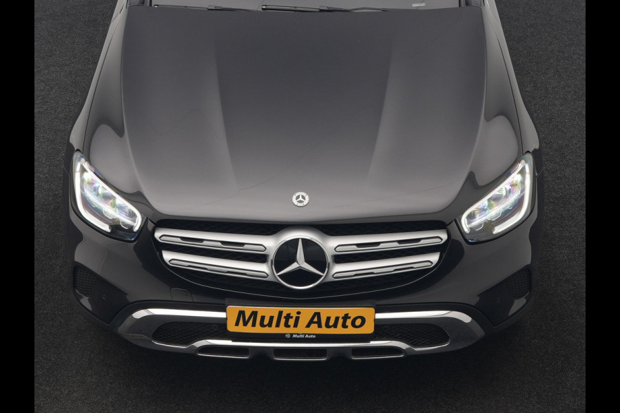 Mercedes-Benz GLC 300e 4MATIC PHEV 313pk Dealer O.H | Panodak | Sportstoelen Verwarmd | Sfeerverlichting | Cruise Control | Blis | Apple Carplay | Navigatie | 18"L.M | Plug In Hybrid