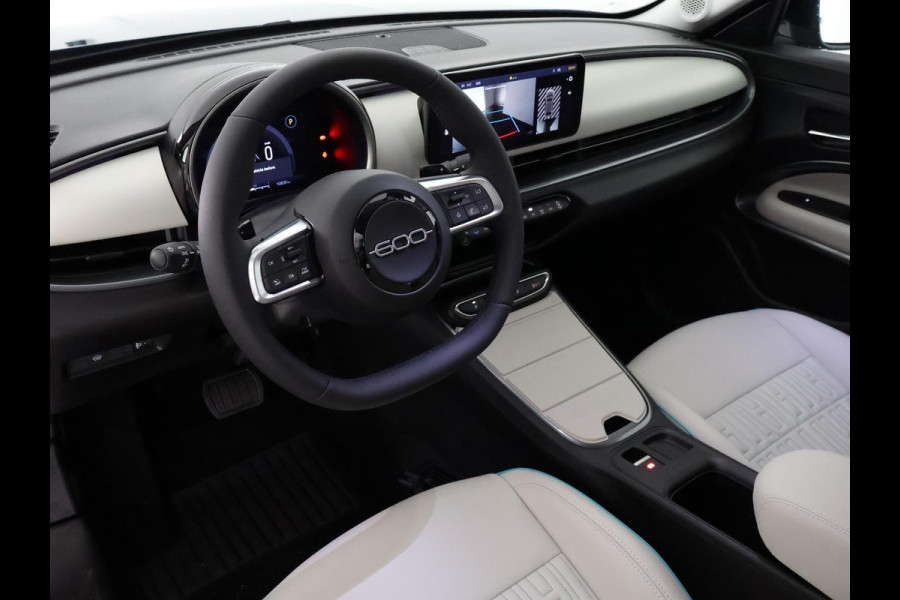 Fiat 600 1.2 Hybrid La Prima Garantie tot 05-2035!* | Apple Carplay & AndroidAUTO | Dodehoek detectie | Parkeersensoren