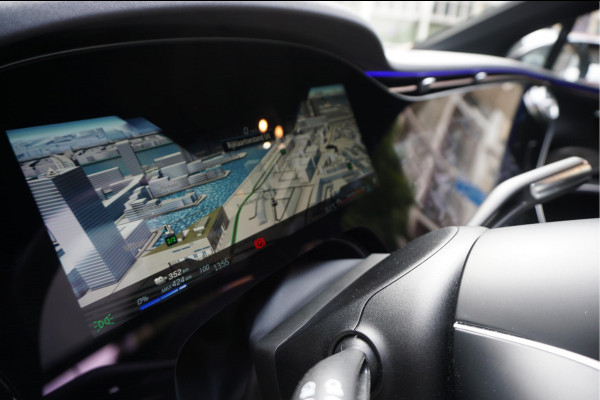 Mercedes-Benz EQS 450+ Edition 108 kWh AMG Airmatic | SOH 97.7 | Hyperscreen | Achterasbesturing | Panoramadak | Burmester | Head Up Display