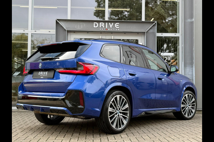 BMW X1 xDrive30e 326PK M-Sport |Full Option|Pano|H/K|DrivingAssProf|Innovation|20"|Trekhaak