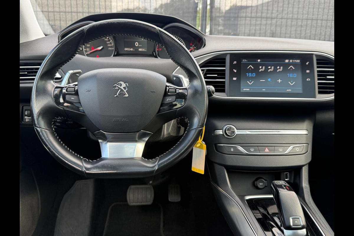 Peugeot 308 1.2 PureTech Allure Navi|Pano|Carplay|Clima|Cruise|PDC|D-riem vv in 2024|APK tot 02-2027
