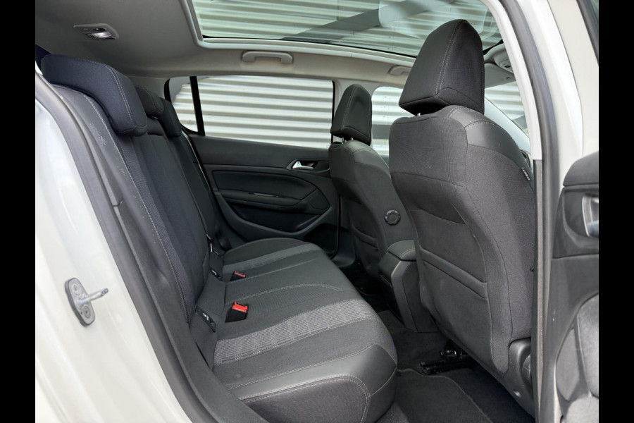Peugeot 308 1.2 PureTech Allure Navi|Pano|Carplay|Clima|Cruise|PDC|D-riem vv in 2024|APK tot 02-2027