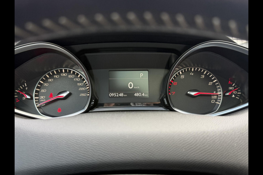 Peugeot 308 1.2 PureTech Allure Navi|Pano|Carplay|Clima|Cruise|PDC|D-riem vv in 2024|APK tot 02-2027