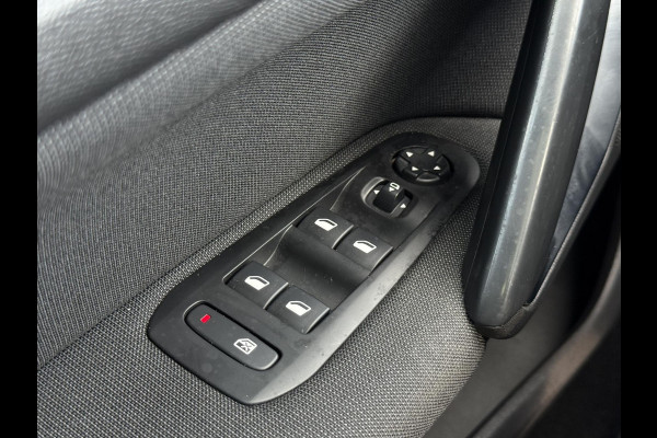 Peugeot 308 1.2 PureTech Allure Navi|Pano|Carplay|Clima|Cruise|PDC|D-riem vv in 2024|APK tot 02-2027