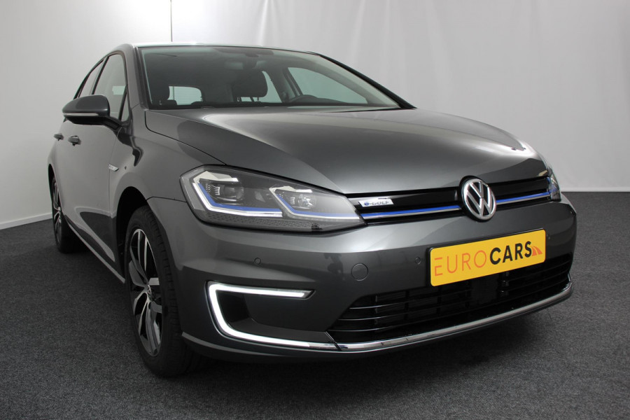 Volkswagen e-Golf Edition Automaat SOH 89% Navigatie Digitale Cockpit Bluetooth Cruise Control Lichtmetalen Velgen Camera Parkeer Sensoren