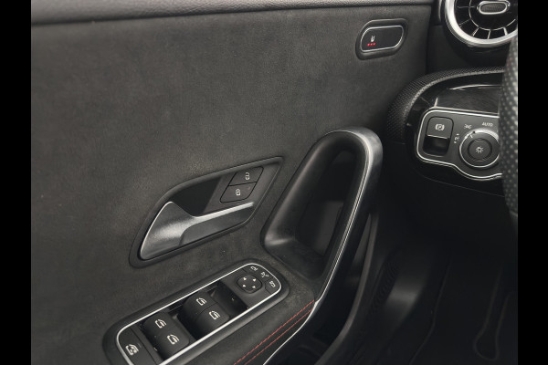 Mercedes-Benz A-Klasse 200 AMG Sportpack Business Solution (INCL-BTW) Aut. *PANO | LEATHER-MICROFIBRE | FULL-LED | HEATED-SPORTSEATS | WIDESCREEN-DIGIOCKPIT | DAB+ | NAVI-FULLMAP | CAMERA | PRIVACYGLASS | SHIFTPADDLES | 18''ALU*