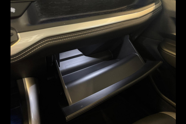 Jeep Compass 1.2 e-Hybrid First Edition | Panoramadak | Lederen bekleding | Prijs is rijklaar
