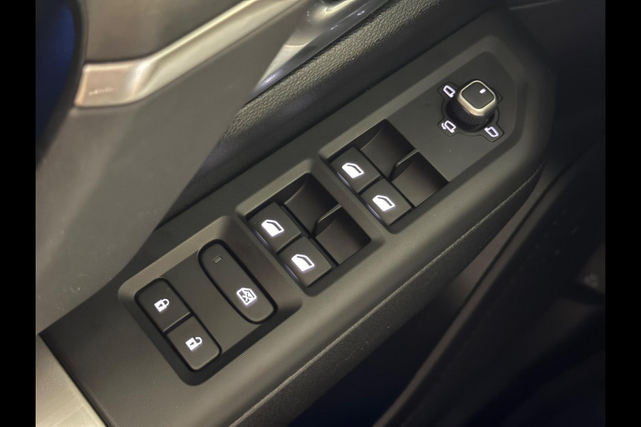 Jeep Compass 1.2 e-Hybrid First Edition | Panoramadak | Lederen bekleding | Prijs is rijklaar