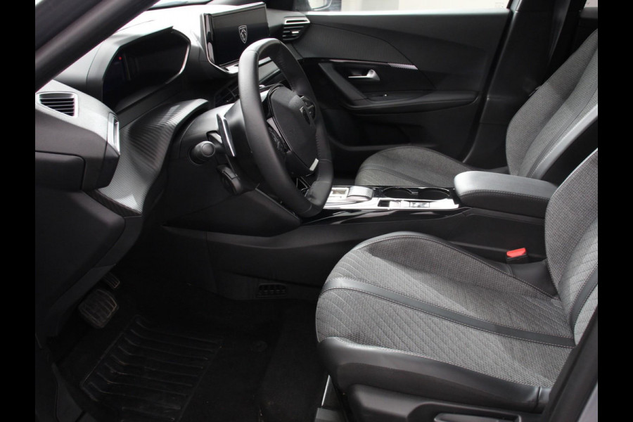Peugeot 2008 1.2 Hybrid 145pk Automaat Allure Navigatie Apple Carplay/Android Auto Climate Control Dab Led Parkeer sensoren Cruise Control Stoelverwarming