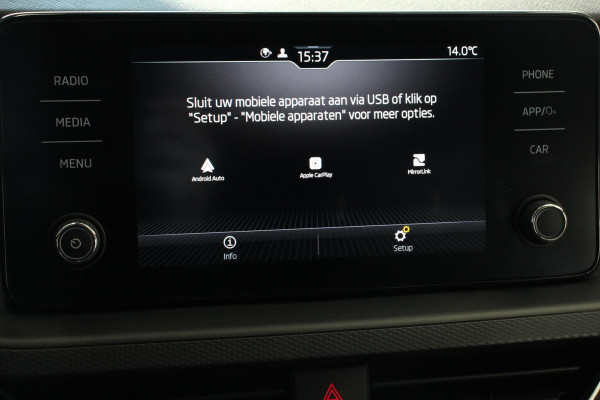 Škoda Kamiq 1.0 TSI 110pk Automaat Life Navigatie Apple Carplay/Android Auto Airco Dab Led Adaptive Cruise Control Verwarmde voorstoelen
