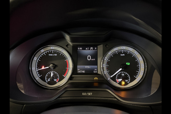 Škoda Octavia Combi 2.0 TSI 191PK Style Business | Leder | Adaptive cruise | Afn. trekhaak | Camera | Carplay | Dealer onderhouden