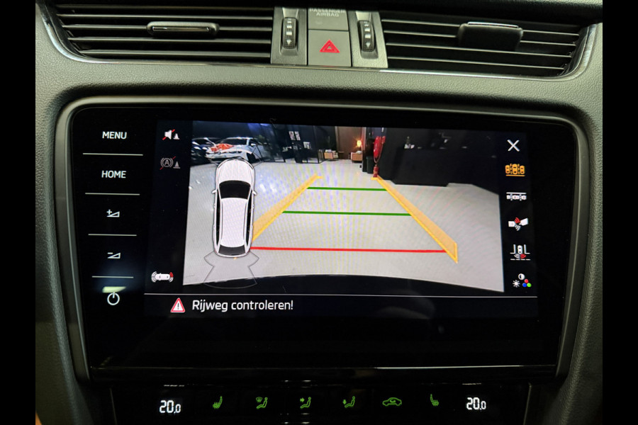 Škoda Octavia Combi 2.0 TSI 191PK Style Business | Leder | Adaptive cruise | Afn. trekhaak | Camera | Carplay | Dealer onderhouden