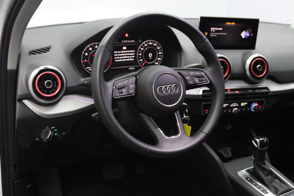 Audi Q2 35 TFSI 150 PK Automaat S-Line Edition, Panoramadak, LED, Camera, Cruise Control