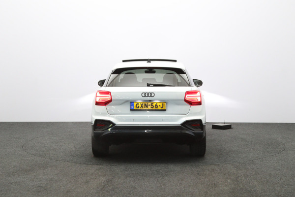 Audi Q2 35 TFSI 150 PK Automaat S-Line Edition, Panoramadak, LED, Camera, Cruise Control