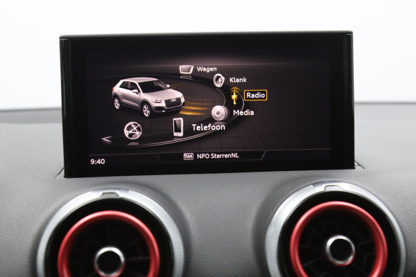 Audi Q2 35 TFSI 150 PK Automaat S-Line Edition, Panoramadak, LED, Camera, Cruise Control