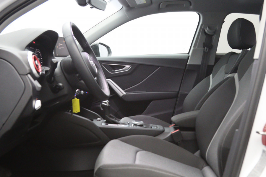 Audi Q2 35 TFSI 150 PK Automaat S-Line Edition, Panoramadak, LED, Camera, Cruise Control