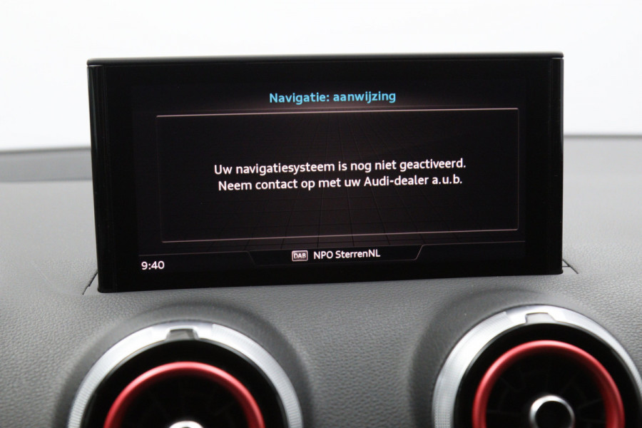 Audi Q2 35 TFSI 150 PK Automaat S-Line Edition, Panoramadak, LED, Camera, Cruise Control