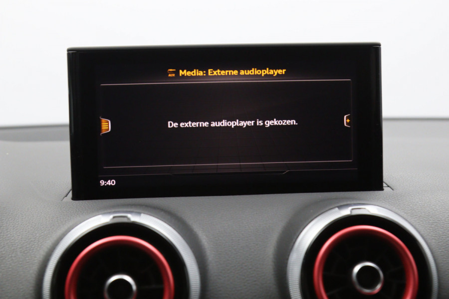 Audi Q2 35 TFSI 150 PK Automaat S-Line Edition, Panoramadak, LED, Camera, Cruise Control
