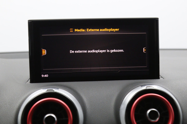 Audi Q2 35 TFSI 150 PK Automaat S-Line Edition, Panoramadak, LED, Camera, Cruise Control