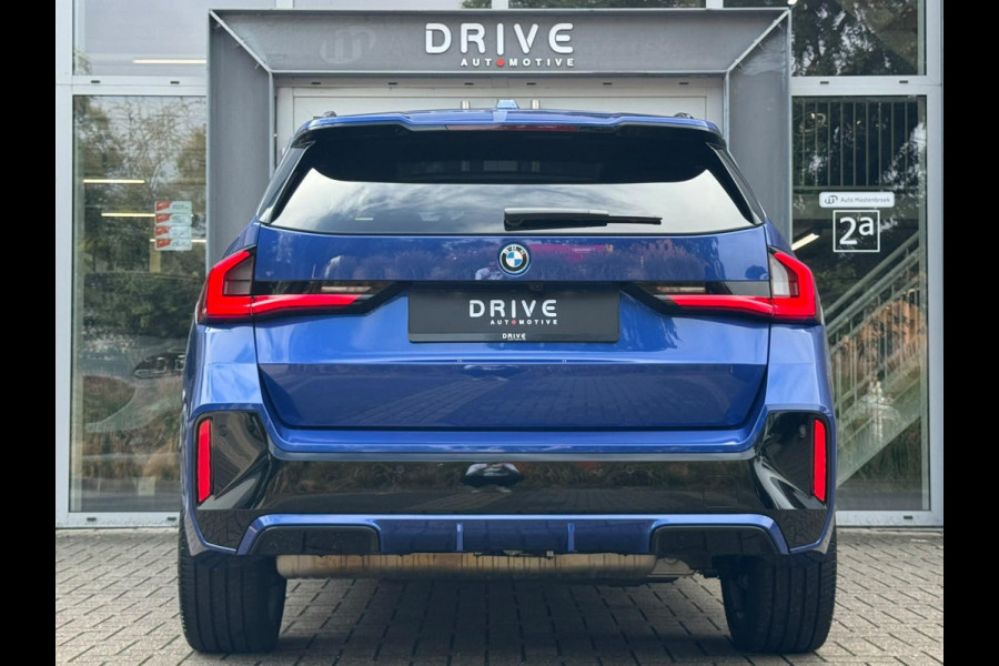 BMW X1 xDrive30e 326PK M-Sport |Full Option|Pano|H/K|DrivingAssProf|Innovation|20"|Trekhaak