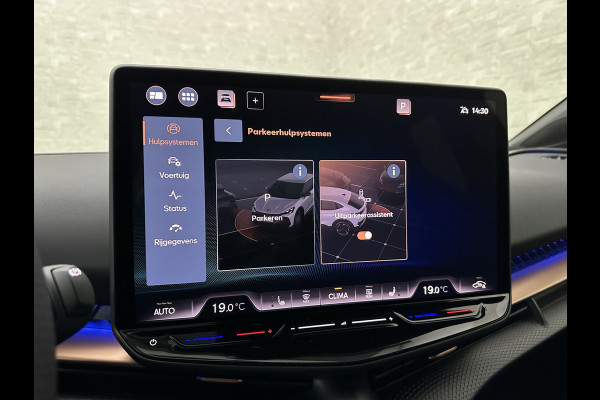 CUPRA Tavascan 286pk NIEUW & RUIM 3000,= VOORDEEL! | 77 kWh | Nieuw! | Winter-Pack | Warmtepomp | Verlengde Fabrieksgarantie | 7x Op Voorraad | 3-Zone Clima | Verwarmde Voorruit | Keyless-Entry | Sfeerverlichting | Stoelverwarming | Carplay | Stuurverwarming | Getint Glas | 19 inch | Lane-Assist | Camera | Draadloos Laden |