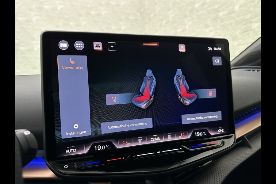 CUPRA Tavascan 286pk 77 kWh Aero-pack | Nieuw! | Winter-Pack | Warmtepomp | Verlengde Fabrieksgarantie | 7x Op Voorraad | Adaptive Cruise Contr 3-Zone Clima | Verwarmde Voorruit | Keyless-Entry | Sfeerverlichting | Stoelverwarming | Carplay | Stuurverwarming | Getint Glas | 19 inch | Lane-Assist | Camera | Draadloos Laden |